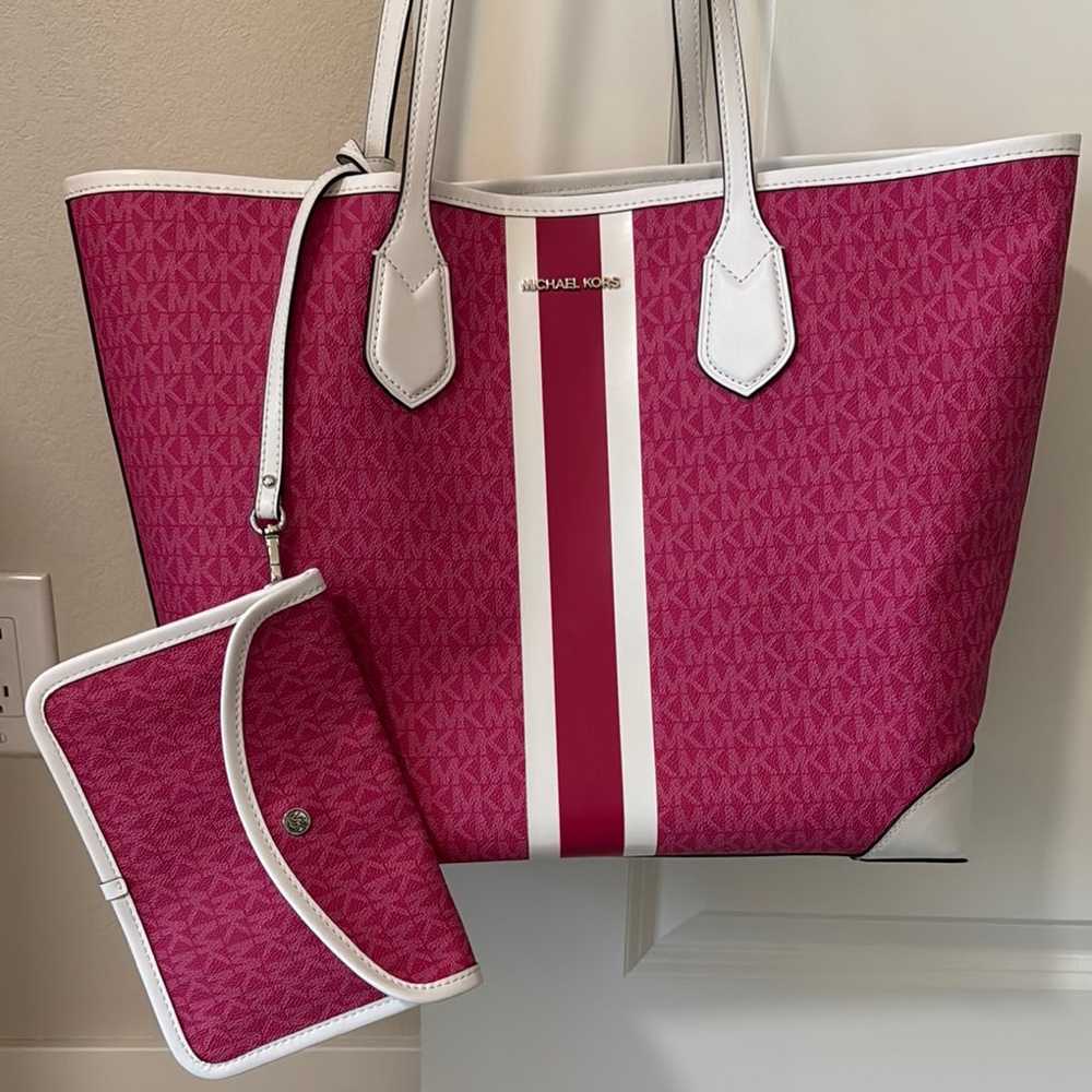 Michael Kors Fuchsia and White Tote with Pouch